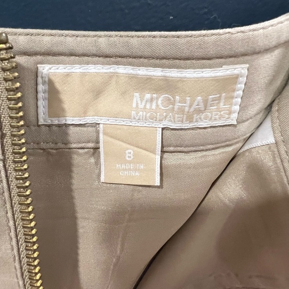 Michael Kors skirt. Size 8 - Picture 3 of 6